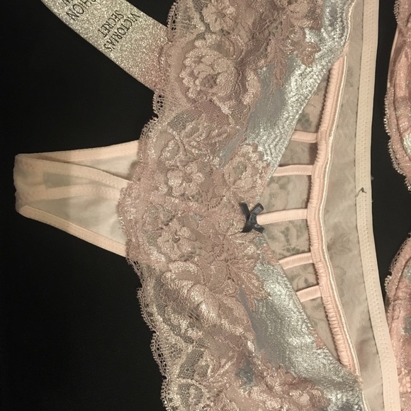 Mew Victoria Secret 36dd/med - Picture 3 of 6